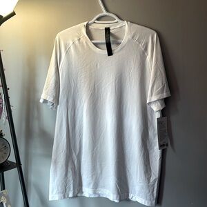 Lululemon Metal Vent Tech Short Sleeve